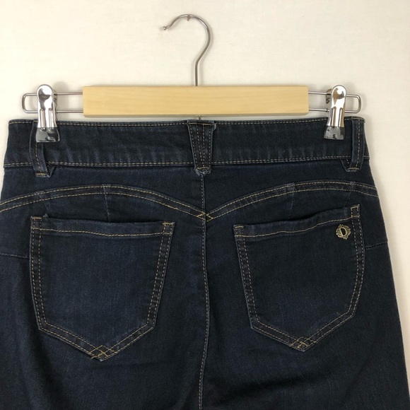 Democracy New “Ab"solution Indigo Bermuda Short 2P - Picture 7 of 15